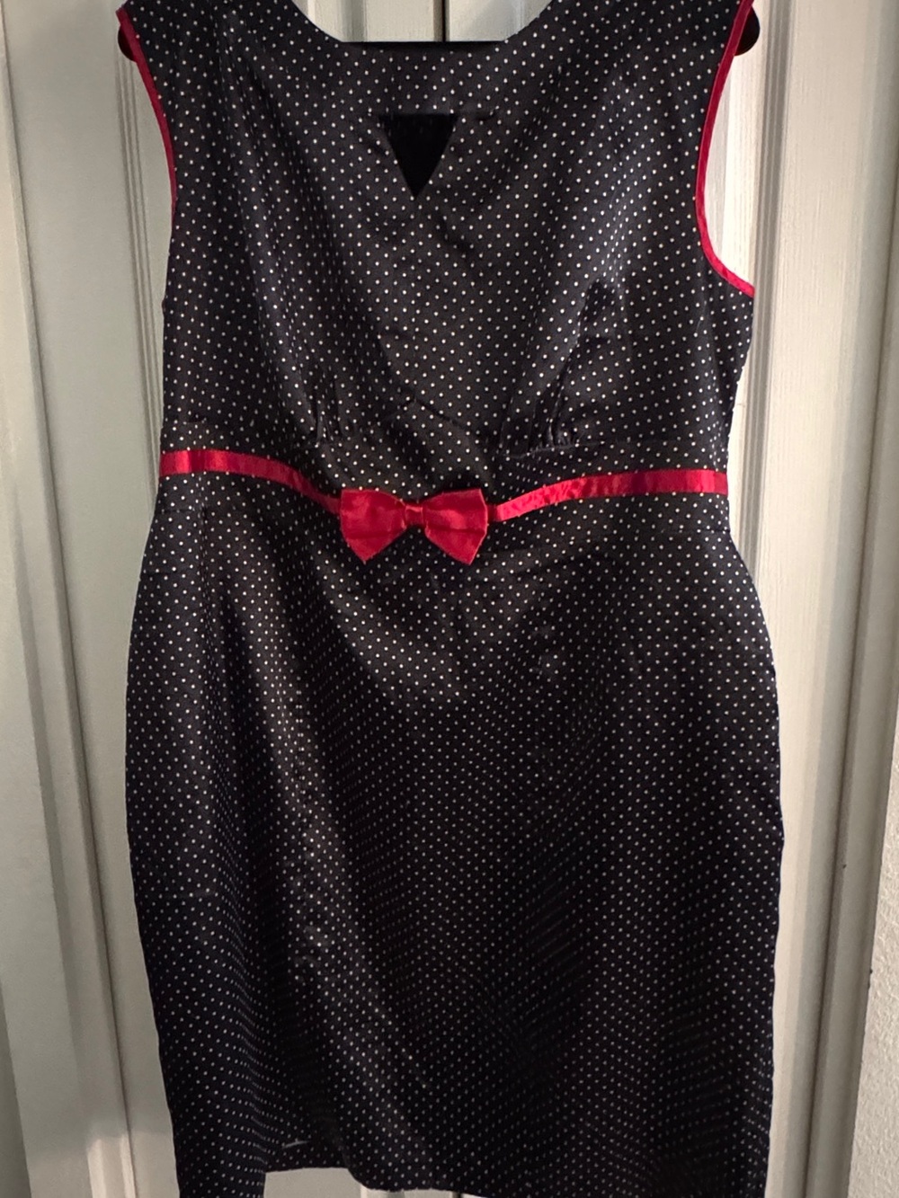 EUC TORRID Sz 18 Black Satin Dress with polka dots and red bow/belt